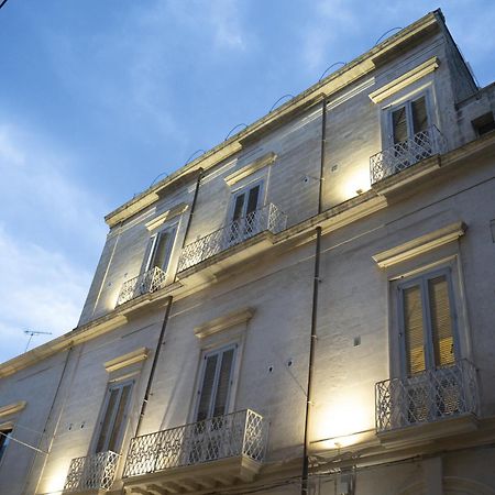 Bed and Breakfast Palazzo Cavour Лечче Экстерьер фото